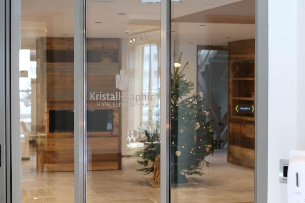 Hotel Kristall Саас-Альмагель Экстерьер фото